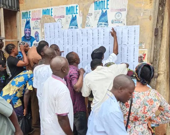 ‎Osun Election: Ede Residents Turn Out Early to Vote