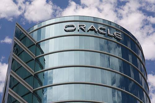 ORACLE FILING SHOWS HUGE GAP BETWEEN CO-CEO PAY AND MEDIAN WORKER EARNINGS