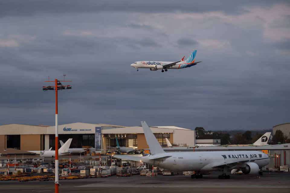 ‎UAE OPENS INVESTIGATION INTO FLYDUBAI COCKPIT ATTACK AS ISRAEL SEEKS ANSWERS