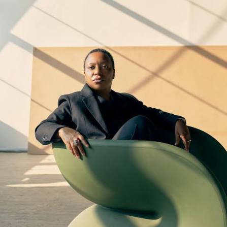 ‎MESHELL NDEGEOCELLO REIMAGINES CLASSIC SONGS ON NEW ALBUM ‘SYNONYM’