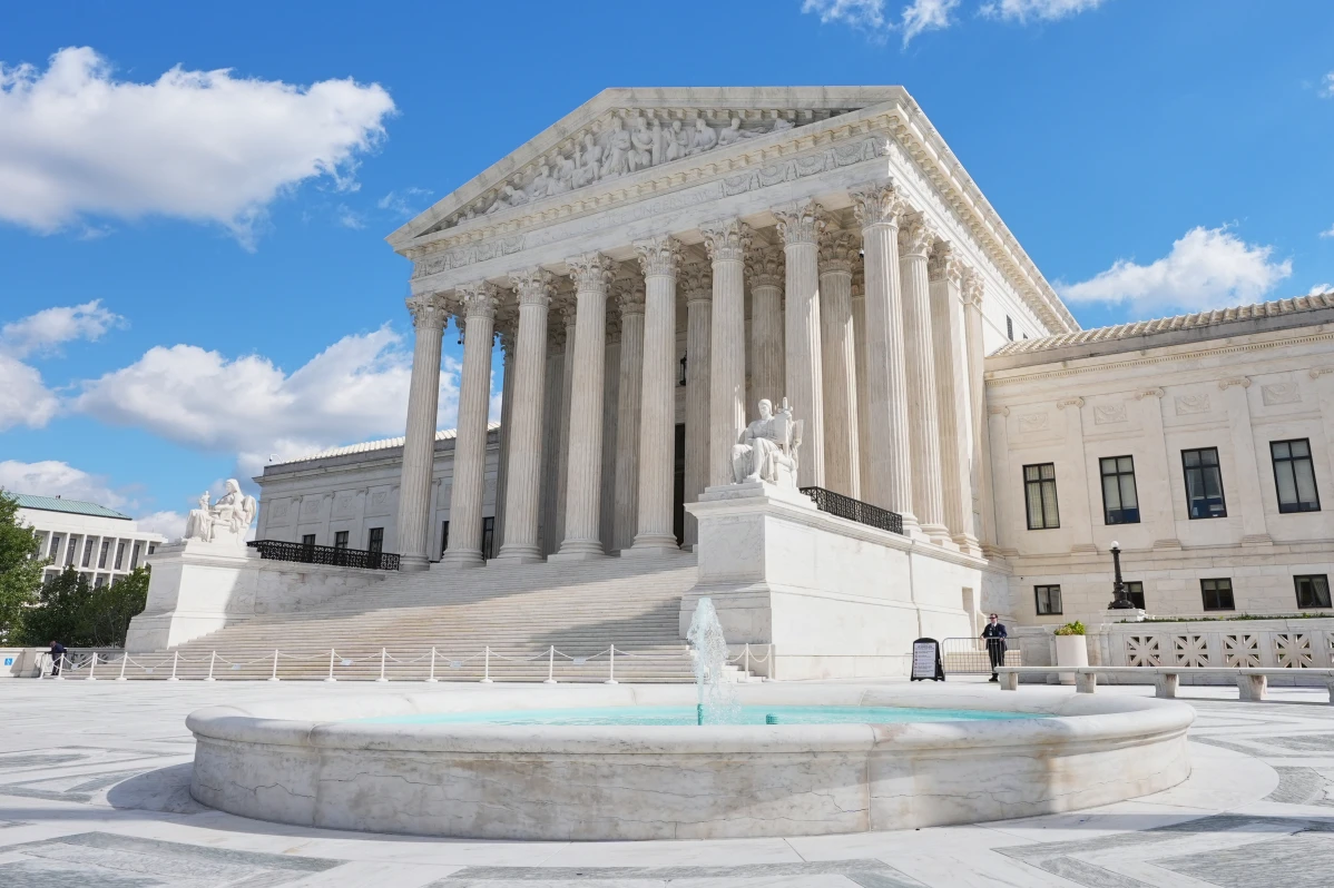 ‎US Supreme Court Agrees to Review Dispute Over Access to Elon Musk’s DOGE Records