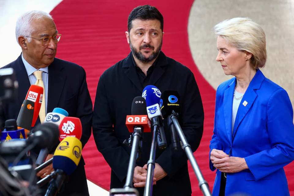 ‎EU LEADERS BACK ZELENSKYY AS TRUMP CONDEMNS UKRAINE’S ATTACKS ON RUSSIAN OIL REFINERIES