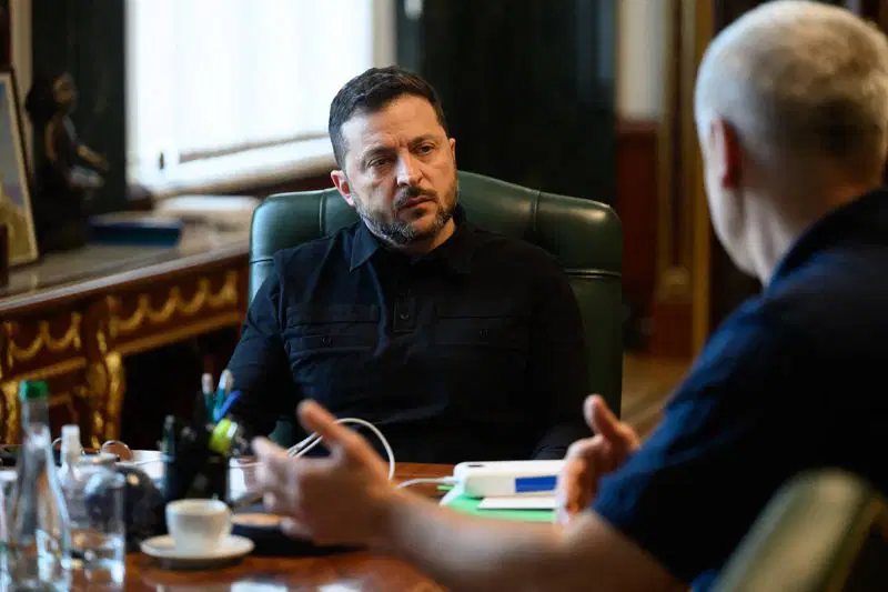 Zelensky Warns Trump’s Russia Sanctions Waiver Could Encourage Further Attacks on Ukraine